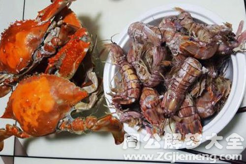 梦见皮皮虾和螃蟹是什么意思？