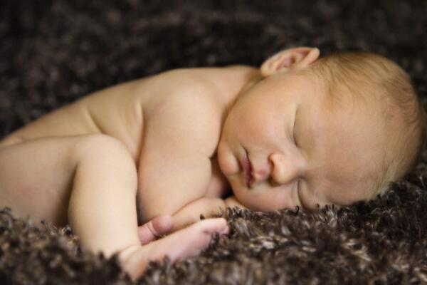 2020年出生的宝宝性格特点 细心单纯的肖鼠宝宝